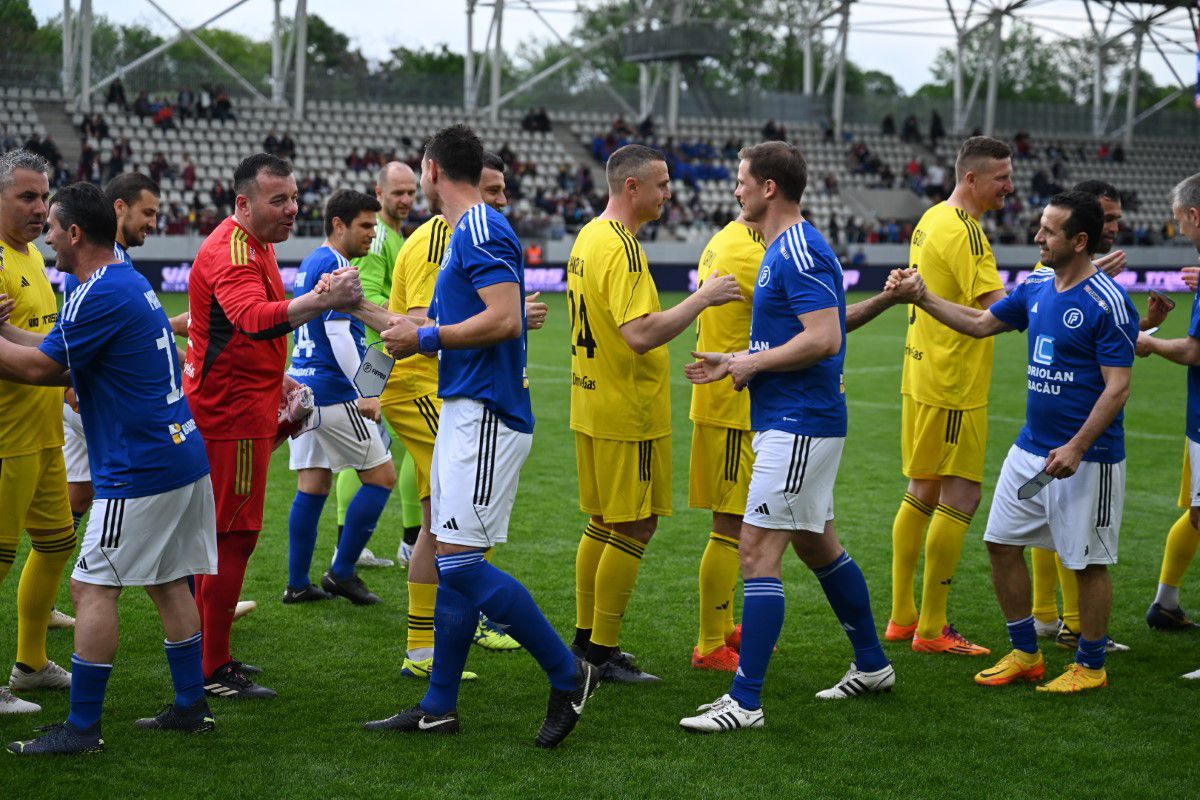 Nicolae Dică, fază serii în „Gala Mihai Neșu”: l-a ridiculizat pe Elias Charalambous » Reacția antrenorului FCSB