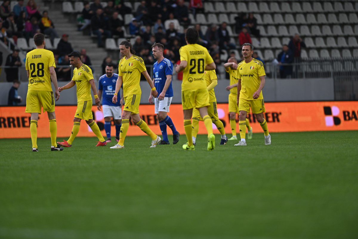 Nicolae Dică, fază serii în „Gala Mihai Neșu”: l-a ridiculizat pe Elias Charalambous » Reacția antrenorului FCSB