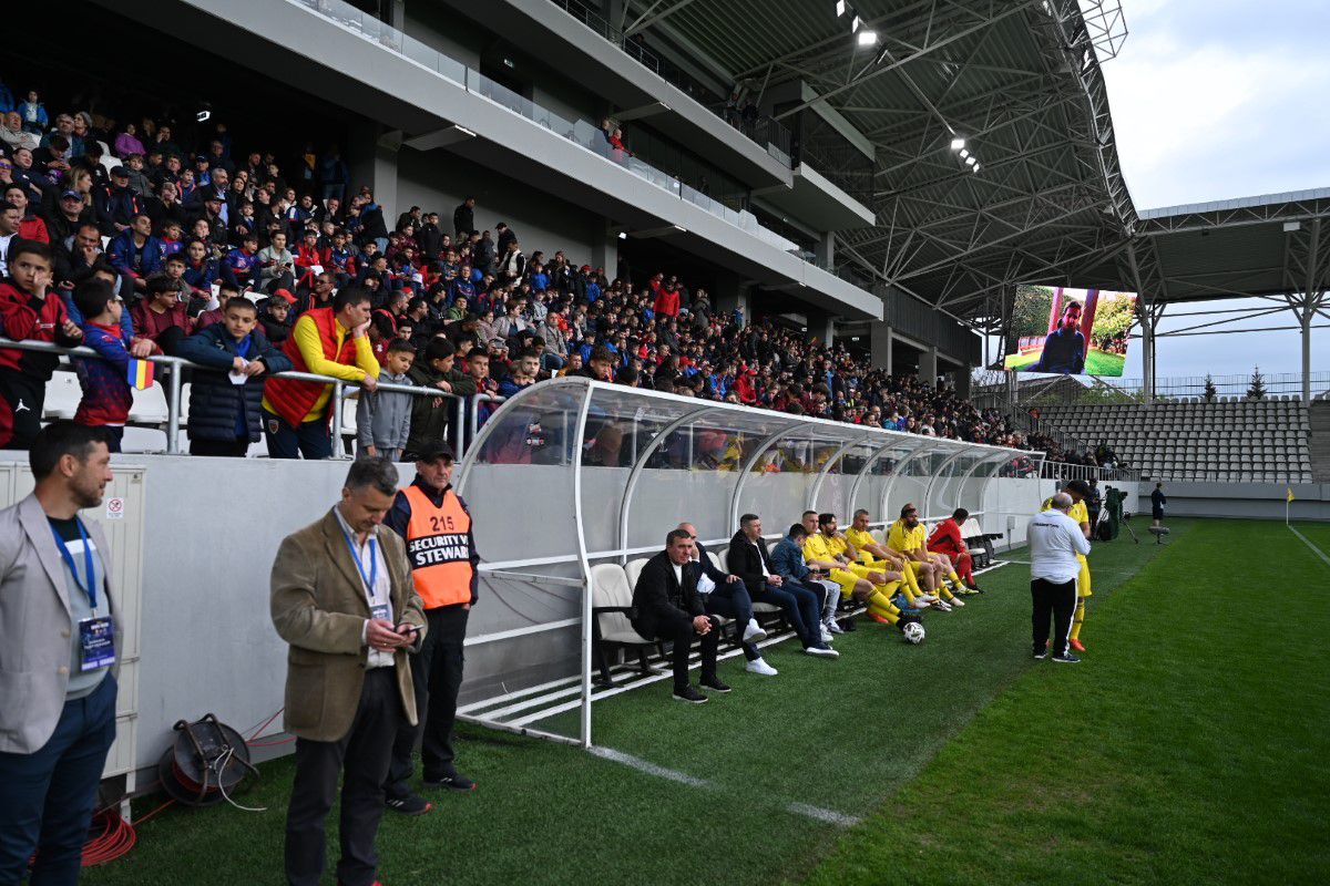 Nicolae Dică, fază serii în „Gala Mihai Neșu”: l-a ridiculizat pe Elias Charalambous » Reacția antrenorului FCSB