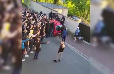 Scandal în toi la PSG » Ultrașii s-au strâns în fața casei lui Neymar: „Pleacă!”