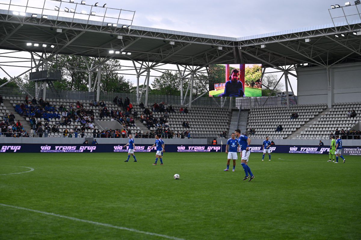 Nicolae Dică, fază serii în „Gala Mihai Neșu”: l-a ridiculizat pe Elias Charalambous » Reacția antrenorului FCSB