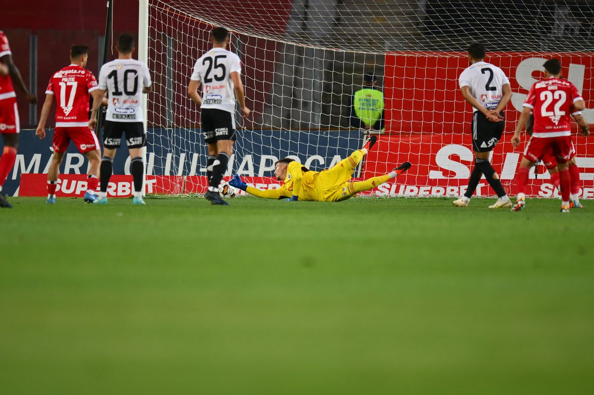 U Cluj - Dinamo 3-3 » „Câinii” au ratat victoria în prelungiri! Cum arată clasamentul