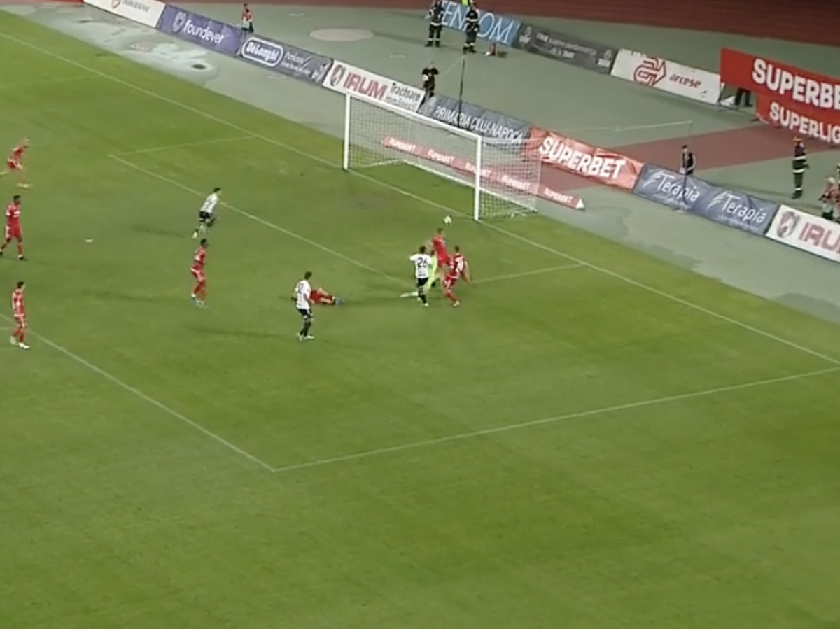 Gafa lui Golubovic în U Cluj - Dinamo