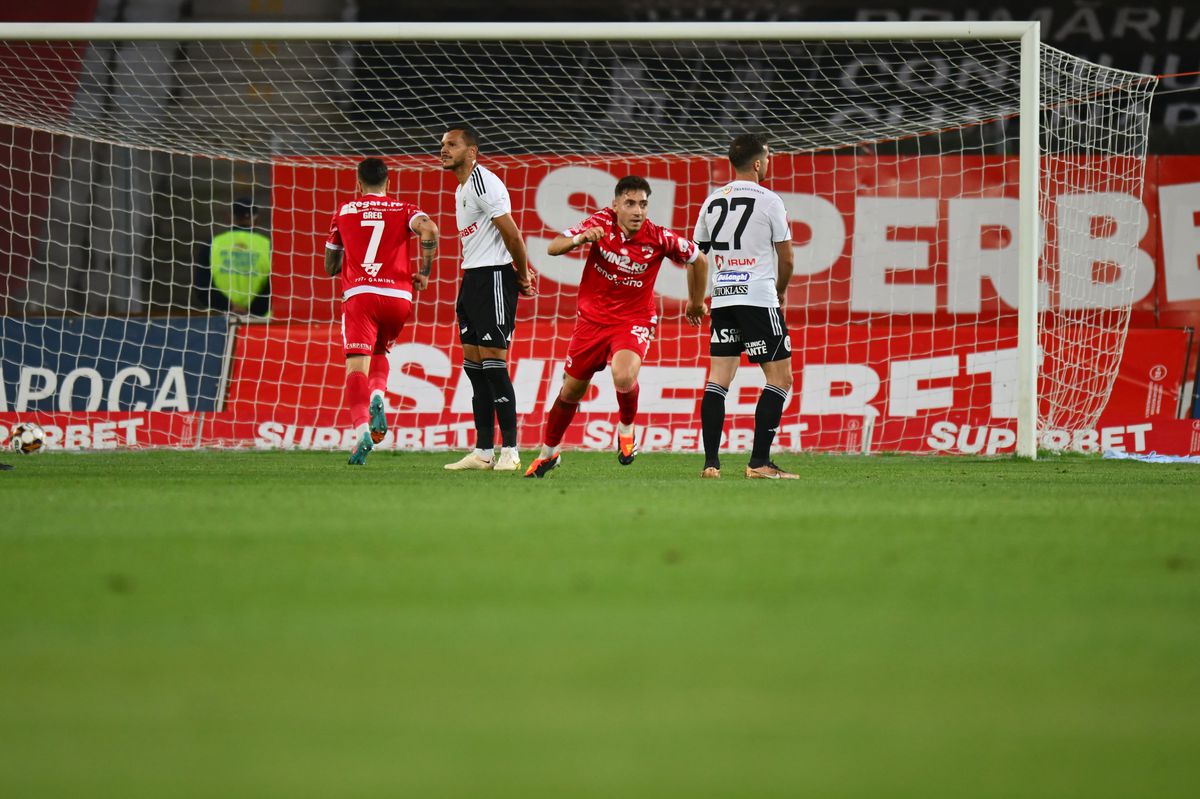 Sabău îi face portretul lui Daniel Popa, noul transfer de la FCSB, și îl avertizează: „Pentru acei bani, să își asume!”