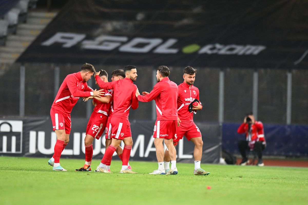 Ionel Dănciulescu a ajuns la capătul răbdării cu Dinamo: „Ține și de antrenor!”