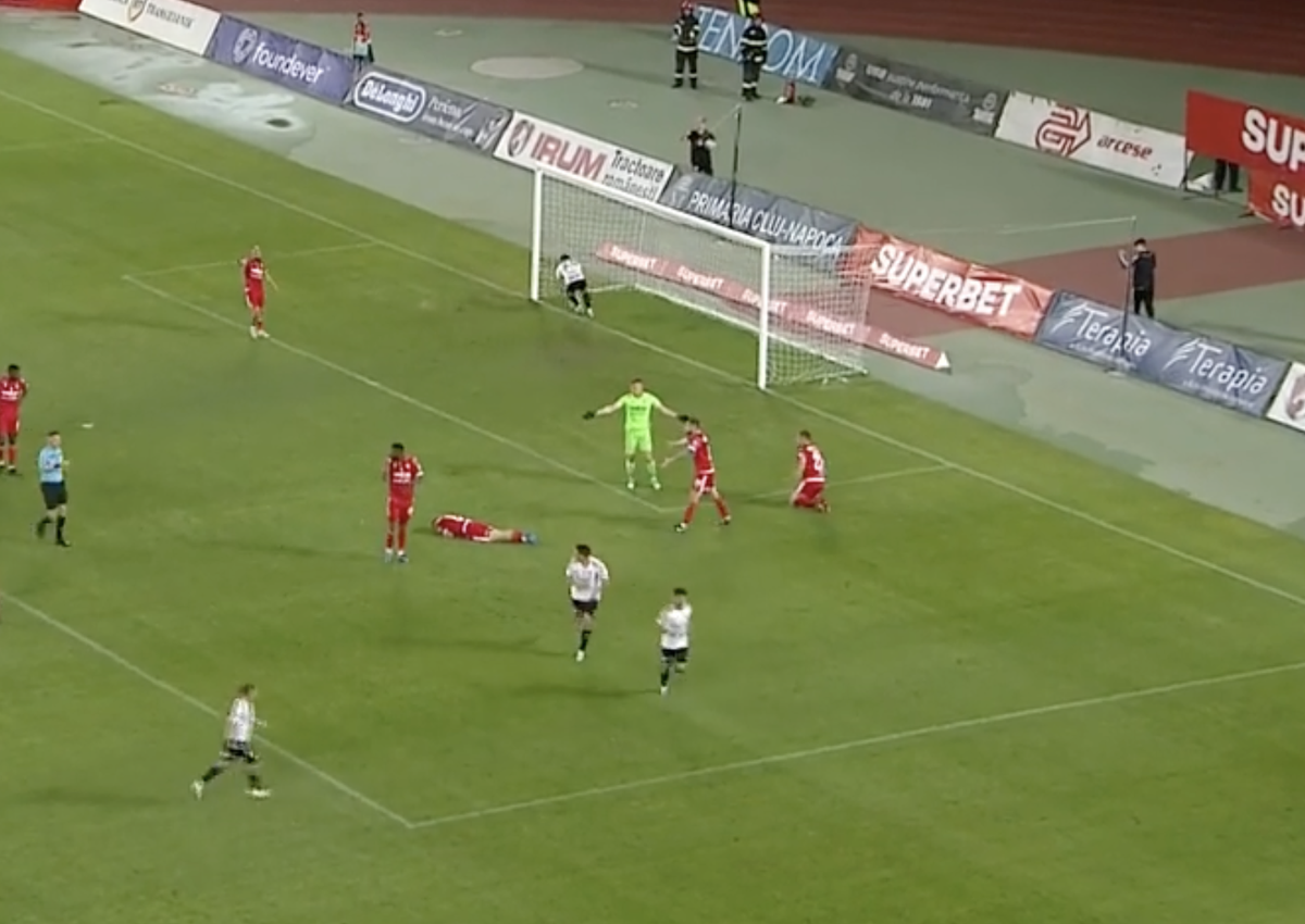 Gafa lui Golubovic în U Cluj - Dinamo