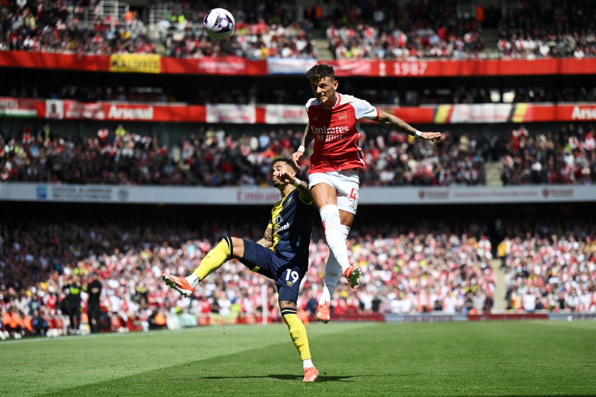 Arsenal câștigă fără emoții în fața lui Bournemouth și continuă lupta pentru titlul de campioană în Premier League