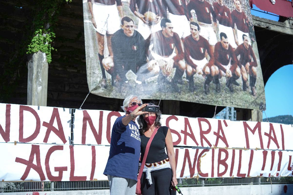 75 de ani de la tragedia tulburătoare din Italia » Marea echipă din anii' 40 a dispărut într-un accident aviatic. La bord se afla antrenorul născut în România