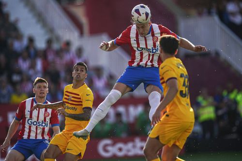 Dovbyk egalează la unu pentru Girona, în meciul cu Barcelona / Foto: Imago