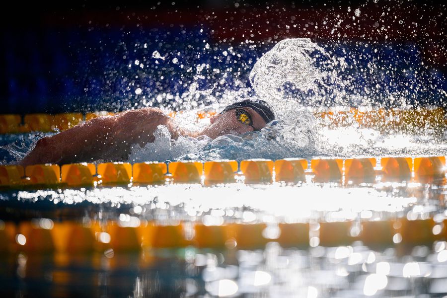 Lukas Martens l-a depășit pe David Popovici, stabilind un timp de referință în acest an în proba de 200 metri liber