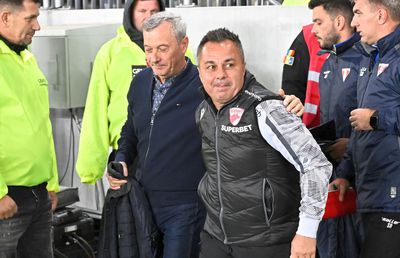 Decizia prin care Mircea Rednic pune în pericol relația cu Dinamo, în disperare de cauză să o salveze pe UTA