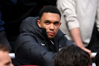 Alexander-Arnold e cerut mai devreme de Real Madrid » Condiția pusă de Liverpool