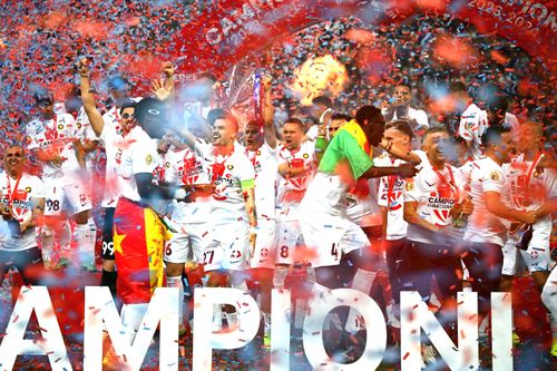 CALCULE FCSB e la un pas de un nou titlu! Cele două scenarii în care roș-albaștrii devin campioni etapa viitoare