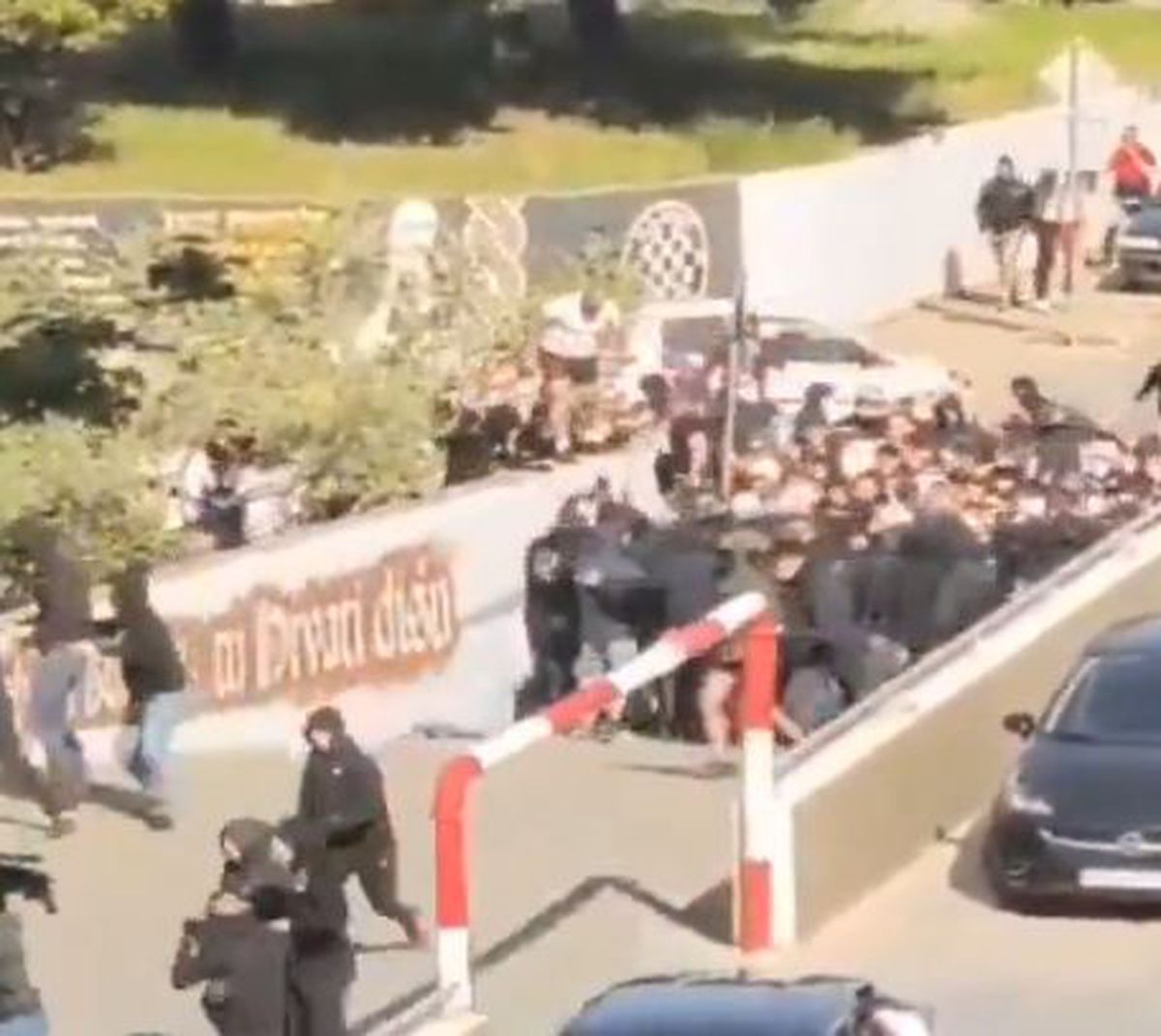 Bătaie între suporterii lui Hajduk Split și Dinamo Zagreb