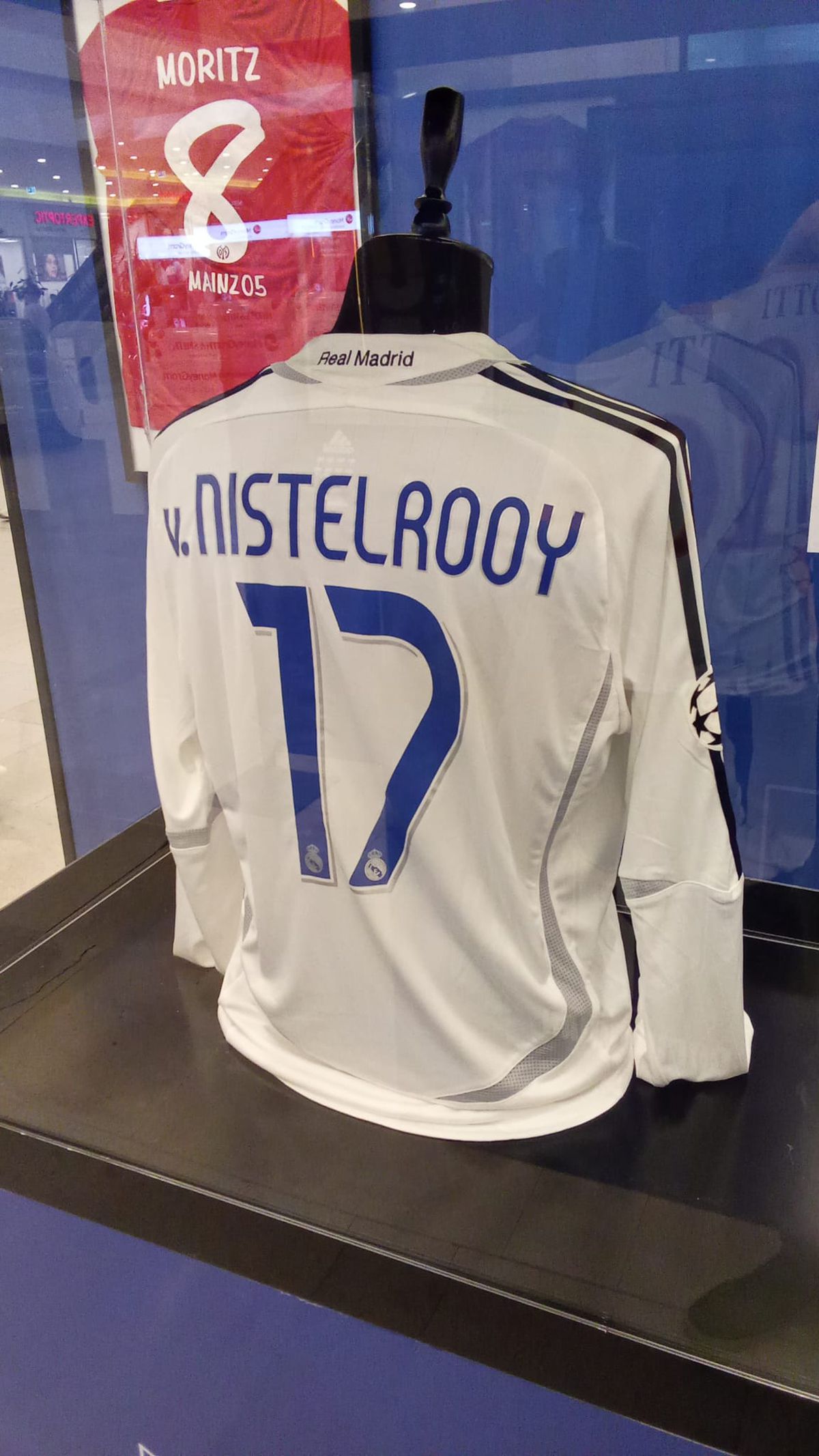 Tricouri celebre meci retragere Goian Suceava