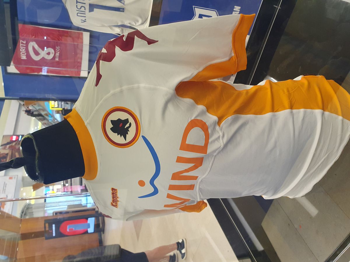 Tricouri celebre meci retragere Goian Suceava