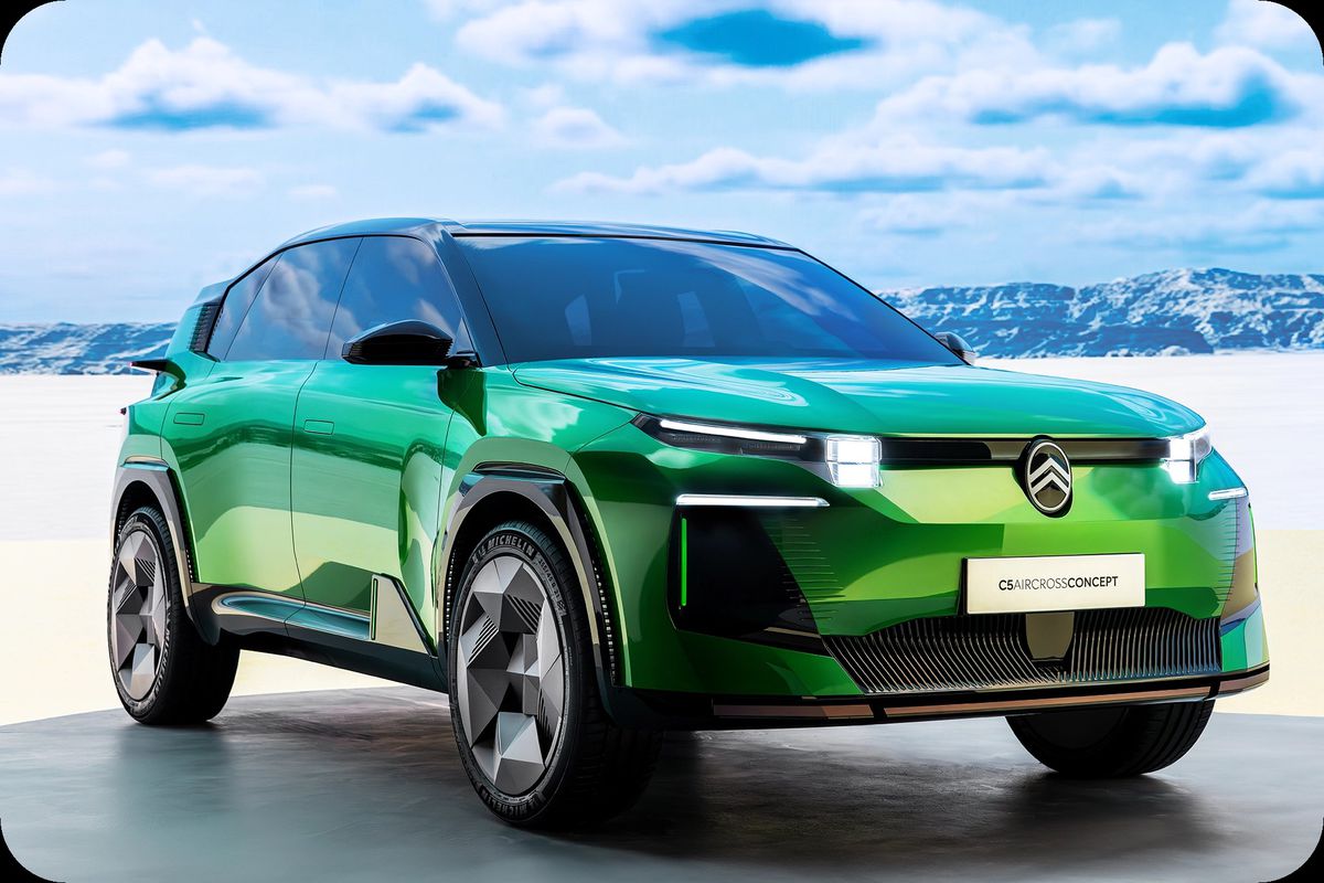 Mașina apreciată de români a lansat noul model! Are botul mult mai ascuțit și e mai ieftină decât „fratele” de la Peugeot