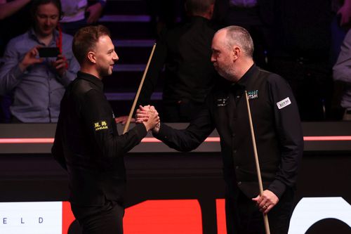 L-a învins pe liderul mondial și a devenit cel mai bătrân finalist din istoria Campionatului Mondial de snooker