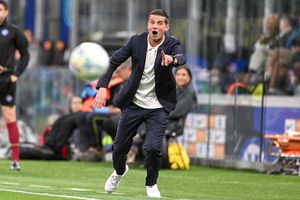 Nota primită de Cristi Chivu la capătul meciului care a adus titlul » Italienii, fascinați de român: „Inter și-a găsit un antrenor mare”