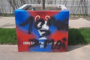 Provocare înainte de aniversarea Stelei! Mesaj vandalizat de dinamoviști în Ghencea: „10 mai > 7 mai”