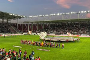 Echipe de start la Rapid - CFR Cluj » Decizia în privința lui Aioani + imagini de la stadion