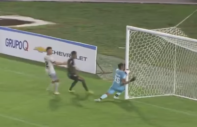 Portarul echipei naționale și-a dat autogol, iar un coleg face acuzații grave: „Este un aranjator de meciuri!”