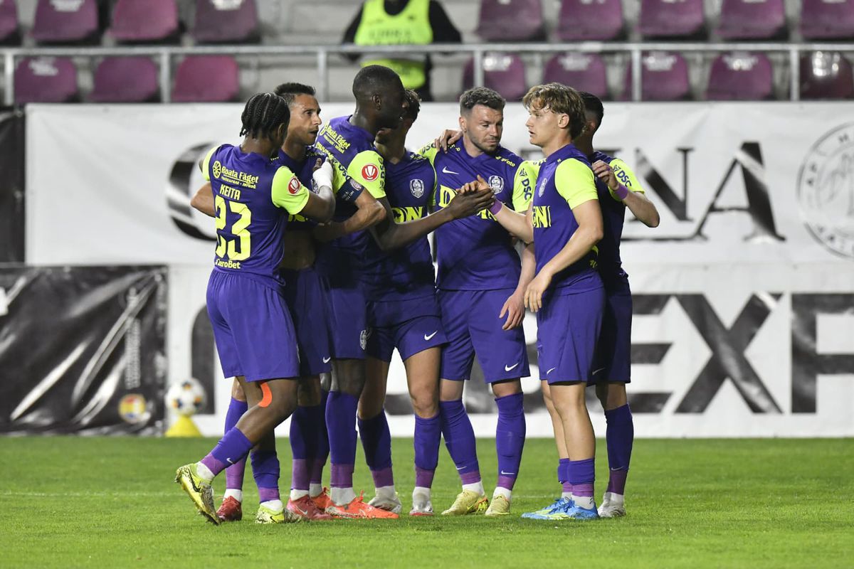 Note GSP la Rapid - CFR Cluj » Doi giuleșteni au fost dezastruoși: cine nu a primit notă de trecere din tabăra ardelenilor