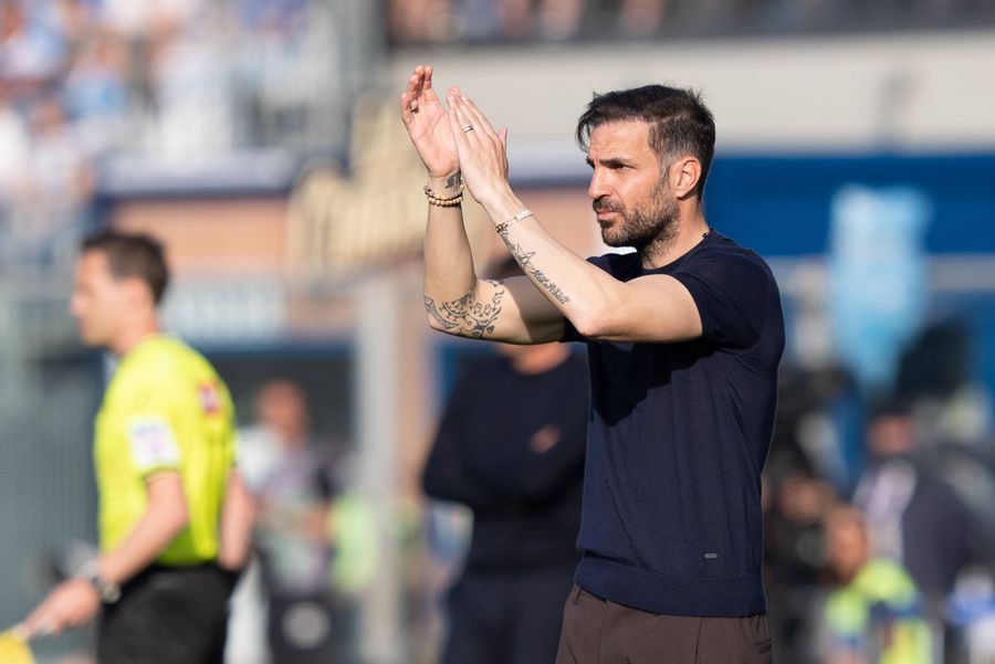 Aflat pe banca revelației din Serie A, Fabregas nu exclude revenirea în Premier League: „Este cea mai bună ligă din lume”