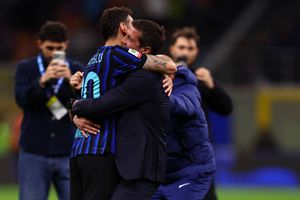 Calhanoglu se înclină în fața lui Chivu: „A crezut în mine după toată agitația din vară”