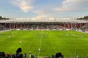 Echipe de start la Rapid - CFR Cluj » Decizia în privința lui Aioani + imagini de la stadion