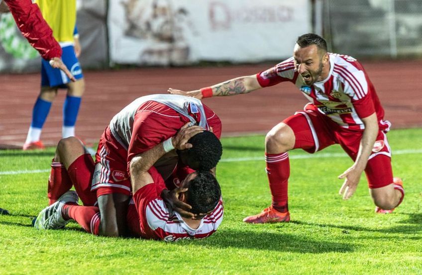 Laszlo Dioszegi, patronul lui Sepsi, a anunțat că echipa poate juca în cupele europene pe arena „Ilie Oană” din Ploiești, dacă UEFA nu va omologa actualul stadion al covăsnenilor.