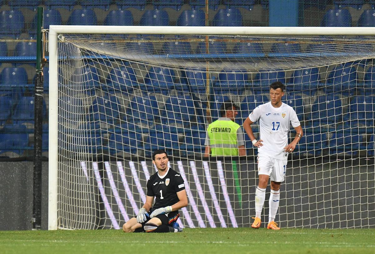 Edi Iordănescu, enigmatic după Muntenegru - România 2-0: „Nu îmi asum singur, cum au făcut colegii dinaintea mea! Nu am venit să îmi stric cariera”