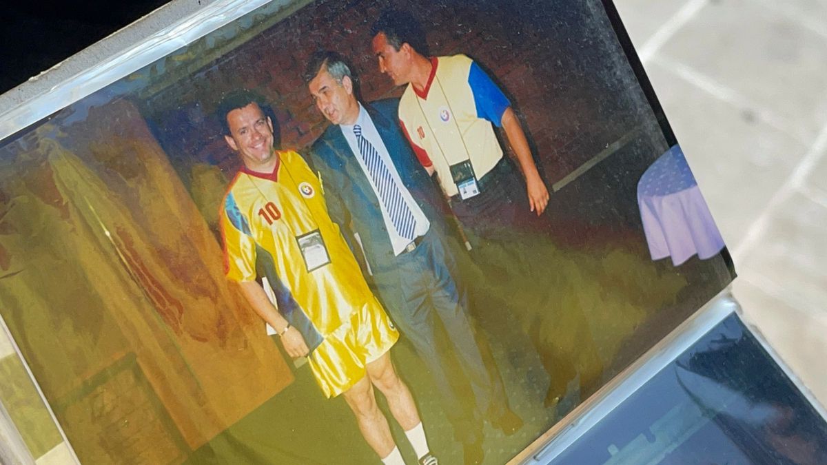 Gică Popescu, discurs dur la pauză: „Nu se poate așa ceva, nu așa se câștigă în fața Muntenegrului”