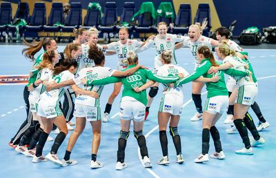 Crina Pintea e în finala Ligii Campionilor, după meciul cu cea mai mare audiență din istoria handbalului feminin! Imagine fabuloasă din OZN-ul de la Budapesta