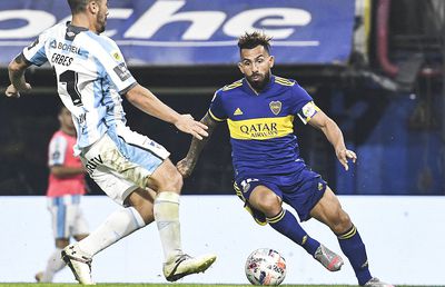 Carlos Tevez a spus „stop” după moartea tatălui: „Mă retrag. Mi-am pierdut fanul numărul 1”