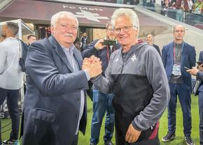 Președintele lui Metz se înclină în fața lui Laszlo Boloni după promovare: „Datorită lui suntem aici” » O glumă: „Are contract, nu cred că va demisiona”