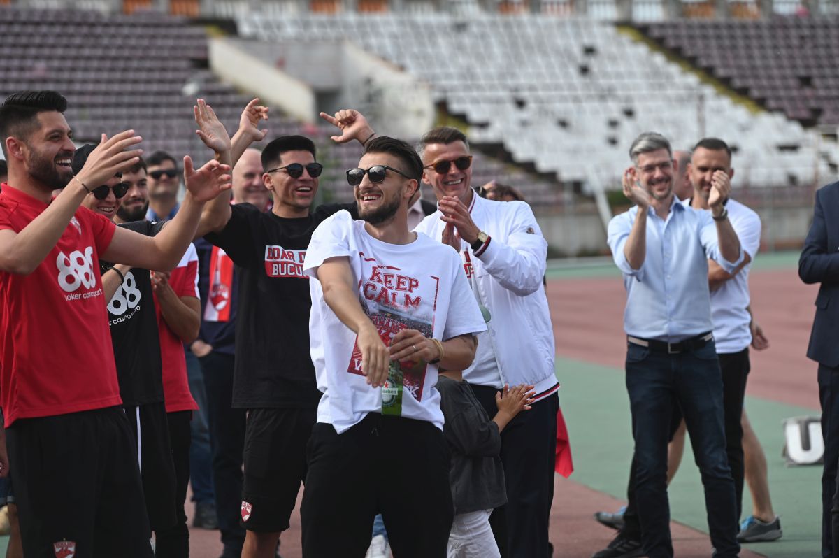 Dinamo sărbătorește promovarea în Ștefan cel Mare