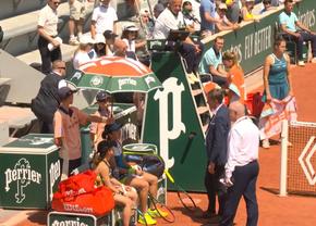 Scene jenante la Roland Garros » S-au rugat de arbitru să își descalifice adversarele și au avut câștig de cauză