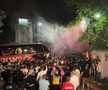 Fanii dinamoviști i-au așteptat noaptea pe jucători la stadionul Dinamo