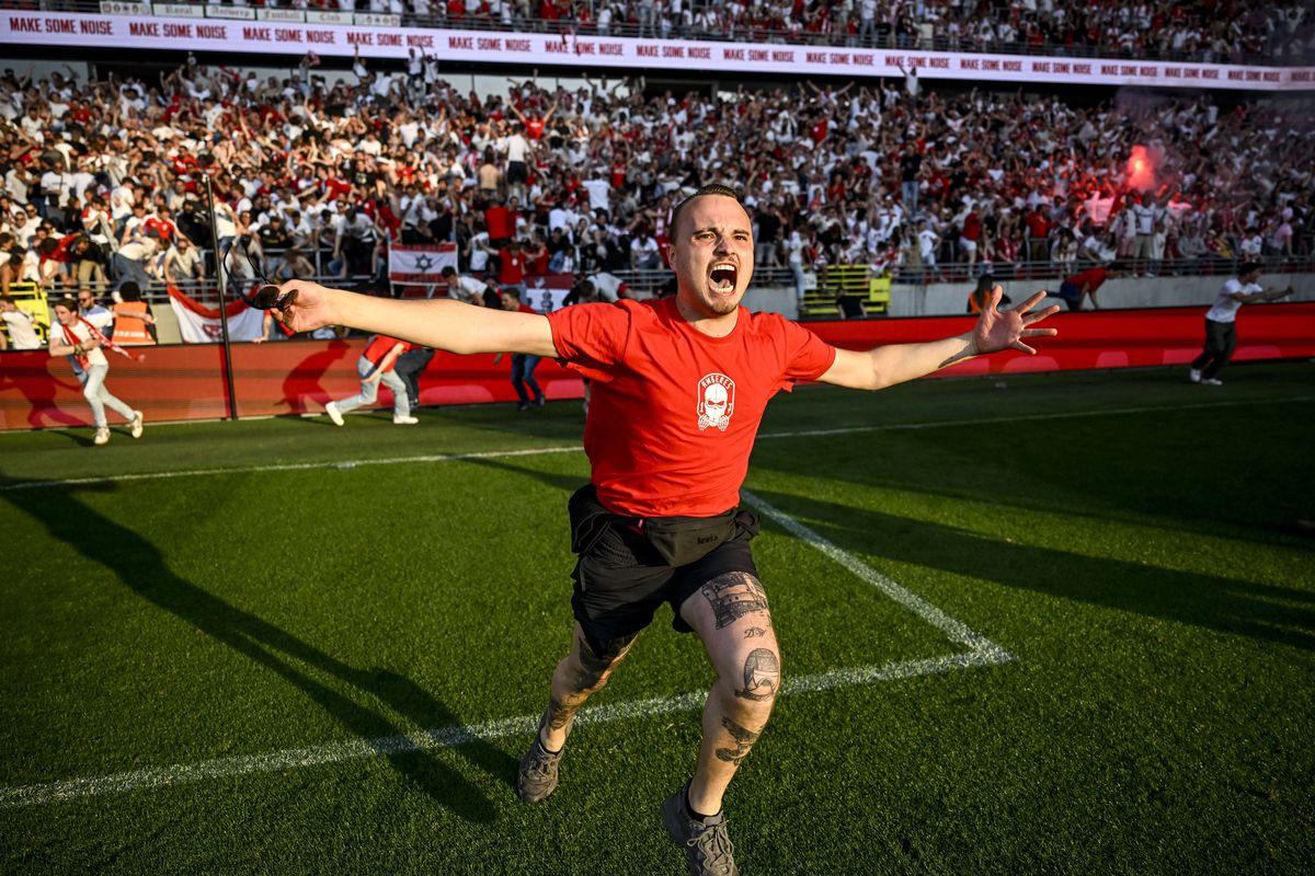 Ultimă etapă uluitoare în Belgia » Luptă în 3 pentru titlu, campioana schimbată de 5 ori în 90 de minute! Golul decisiv a venit în prelungiri