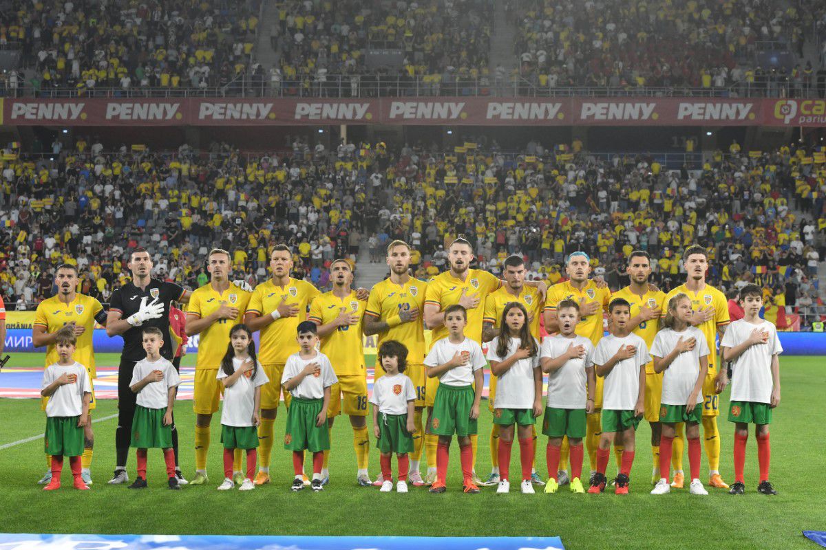 „Sunt șanse cu Ucraina?” » Mircea Lucescu s-a pronunțat la ieșirea din stadion: „Am 10 jucători acolo”