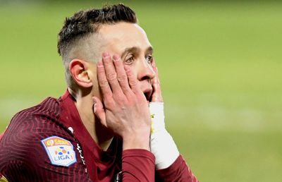 A fost dat afară de la echipă după doar un an. „Îi mulțumim” » Revine jucătorul român în Superligă?! Dinamo îl vrea în sezonul viitor