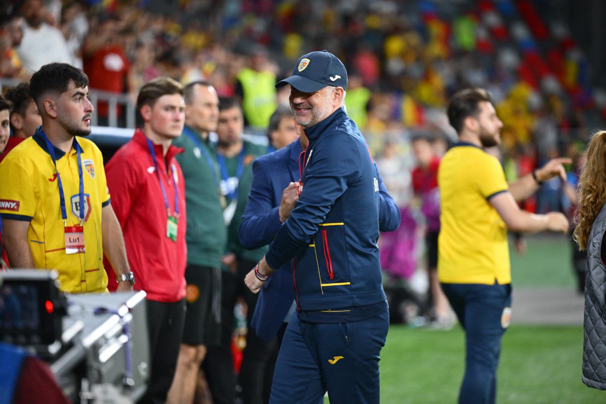 „Sunt șanse cu Ucraina?” » Mircea Lucescu s-a pronunțat la ieșirea din stadion: „Am 10 jucători acolo”