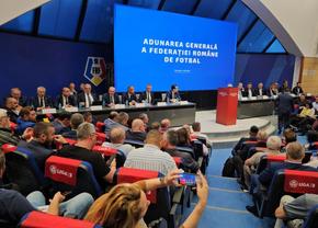 Momente amuzante la Adunarea Generală a FRF: un președinte face concurență Federației! Cu ce a venit să facă reclamă