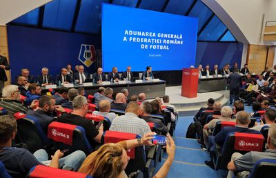 Momente amuzante la Adunarea Generală a FRF: un președinte face concurență Federației! Cu ce a venit să facă reclamă