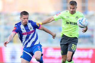 Următoarea achiziție a lui Dan Petrescu » Poate fi prezentat azi, în locul fotbalistului plecat la FCSB