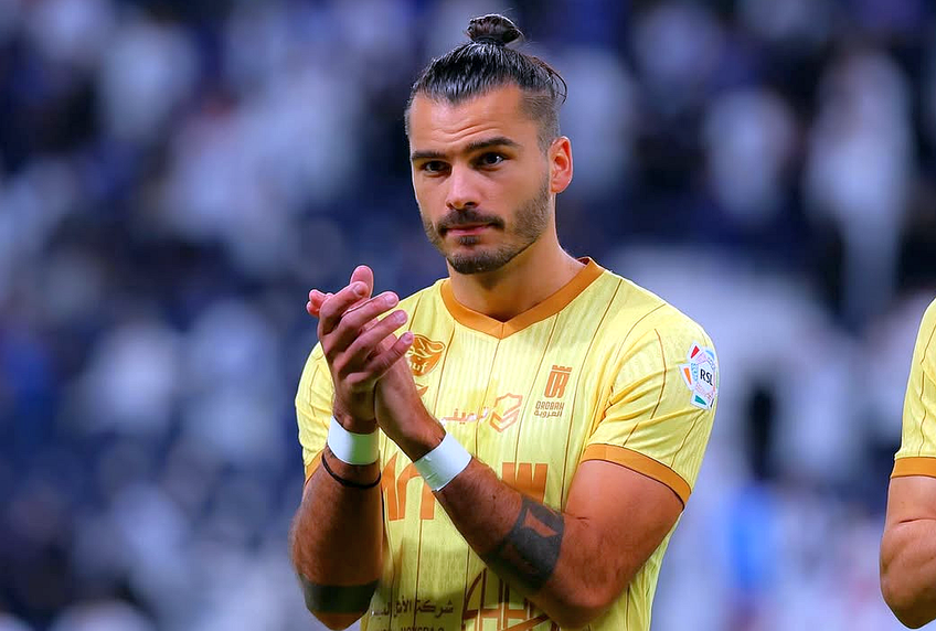 Karlo Muhar semnează cu CFR Cluj / foto: Instagram