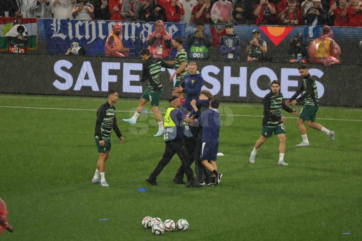 UEFA nu vrea să mai vadă astfel de momente, dar n-a putut fi evitat! Ce s-a întâmplat înainte de Germania - Portugalia
