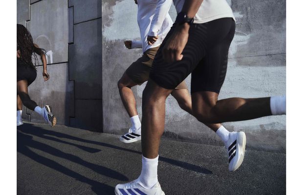 Adizero Evo SL, creat pentru viteză și stil