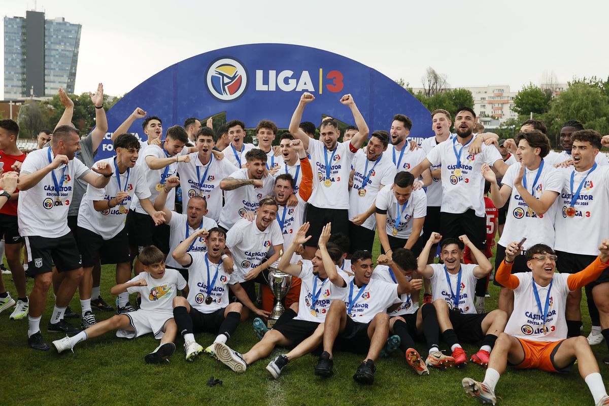 Ionel Dănciulescu, imediat după promovarea lui CS Dinamo: „Fuziunea? Mingea e în terenul lui FC Dinamo”